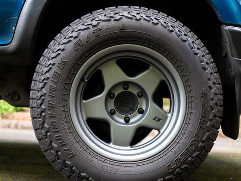 Used 1992 Toyota 4Runner SR5 AWD/4WD image 6