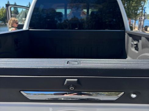 Used 2022 Ford F250 Lariat w/ Lariat Value Package AWD/4WD image 13