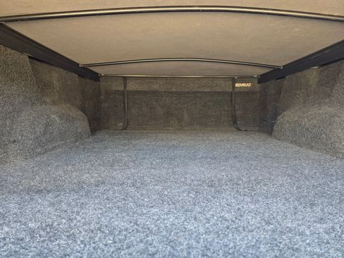 Used 2004 Ford F150 Lightning image 19