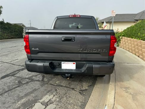 Used 2021 Toyota Tundra Platinum image 9