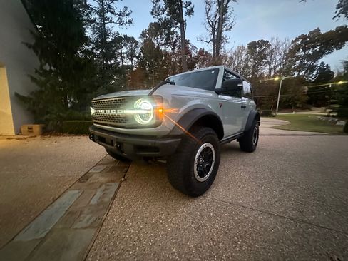 Used 2022 Ford Bronco Badlands image 6