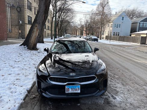 Used 2018 Kia Stinger Premium image 5