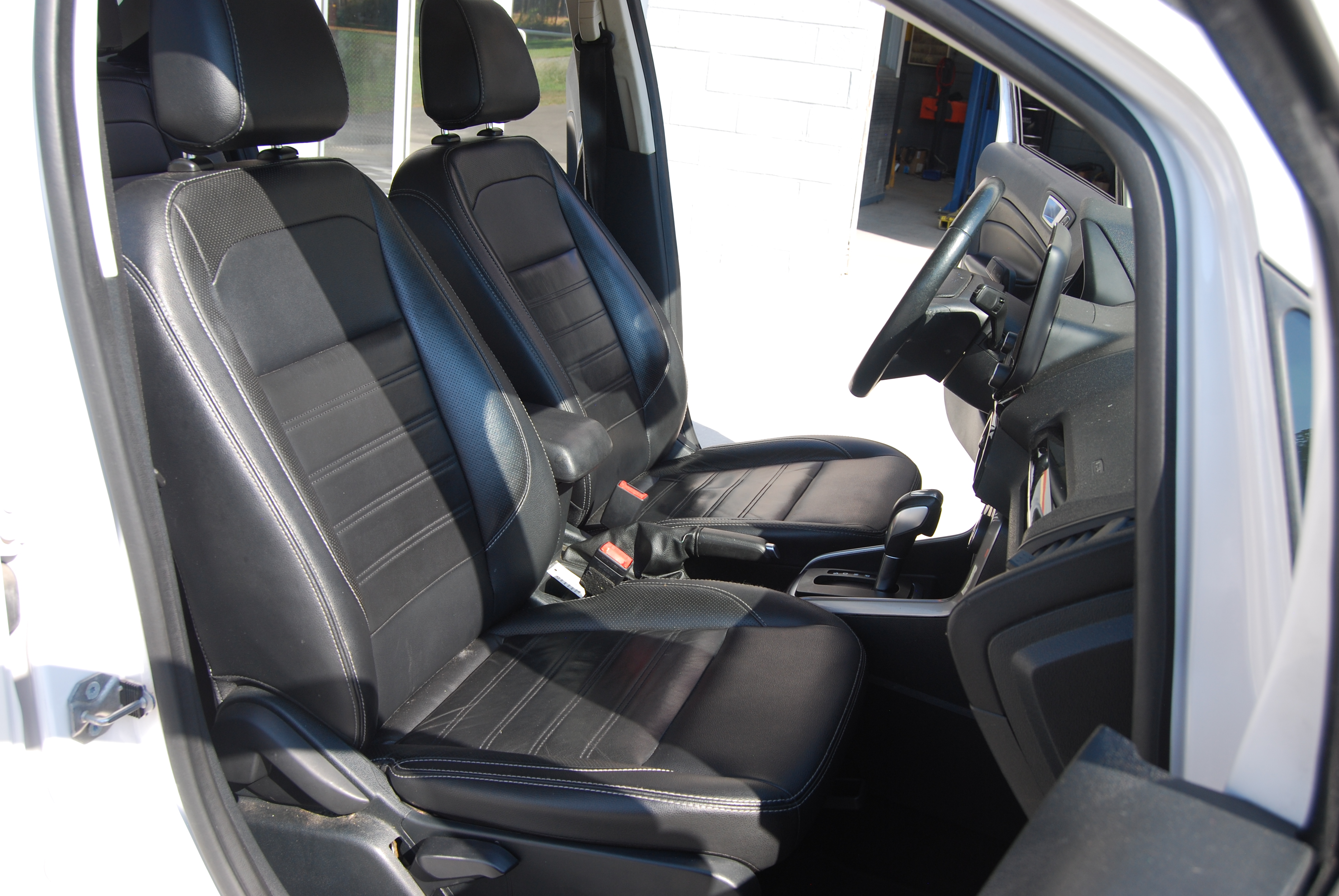 Used 2020 Ford EcoSport Titanium AWD/4WD image 15