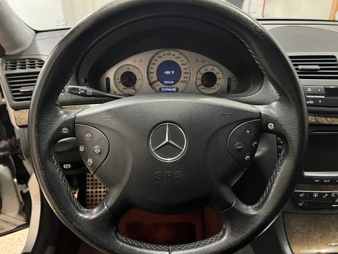 Used 2006 Mercedes-Benz E 55 AMG Sedan image 13