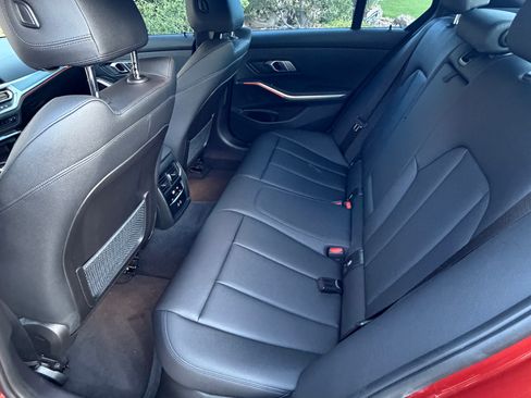 Used 2021 BMW 330i Sedan w/ M Sport Package image 20