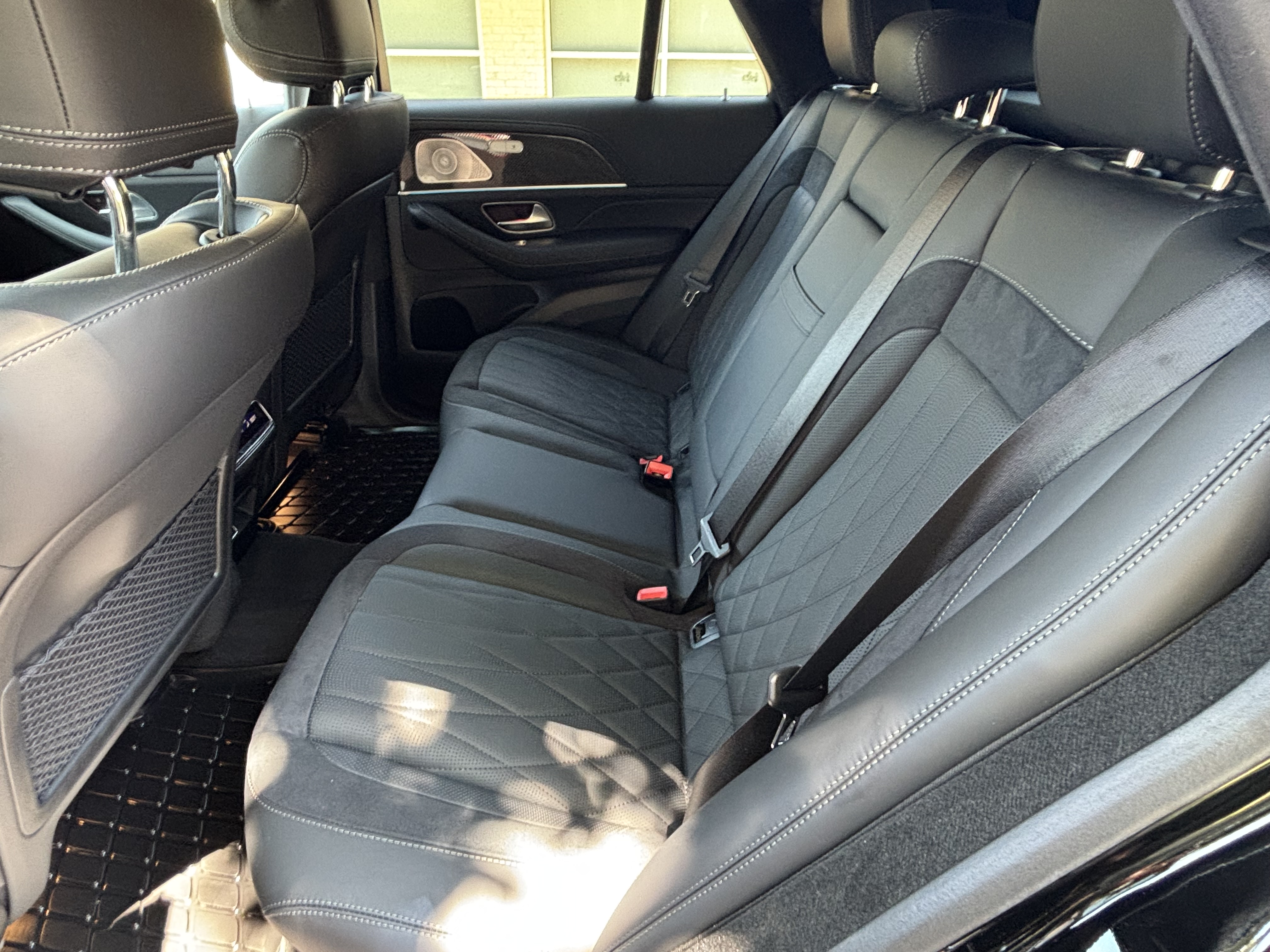 Used 2025 Mercedes-Benz GLE 63 AMG S image 32