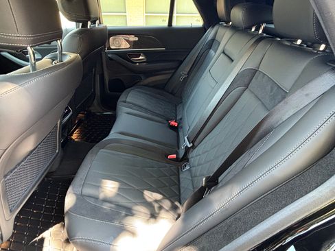 Used 2025 Mercedes-Benz GLE 63 AMG S image 32