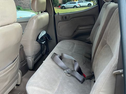 Used 2003 Toyota Tacoma PreRunner image 6