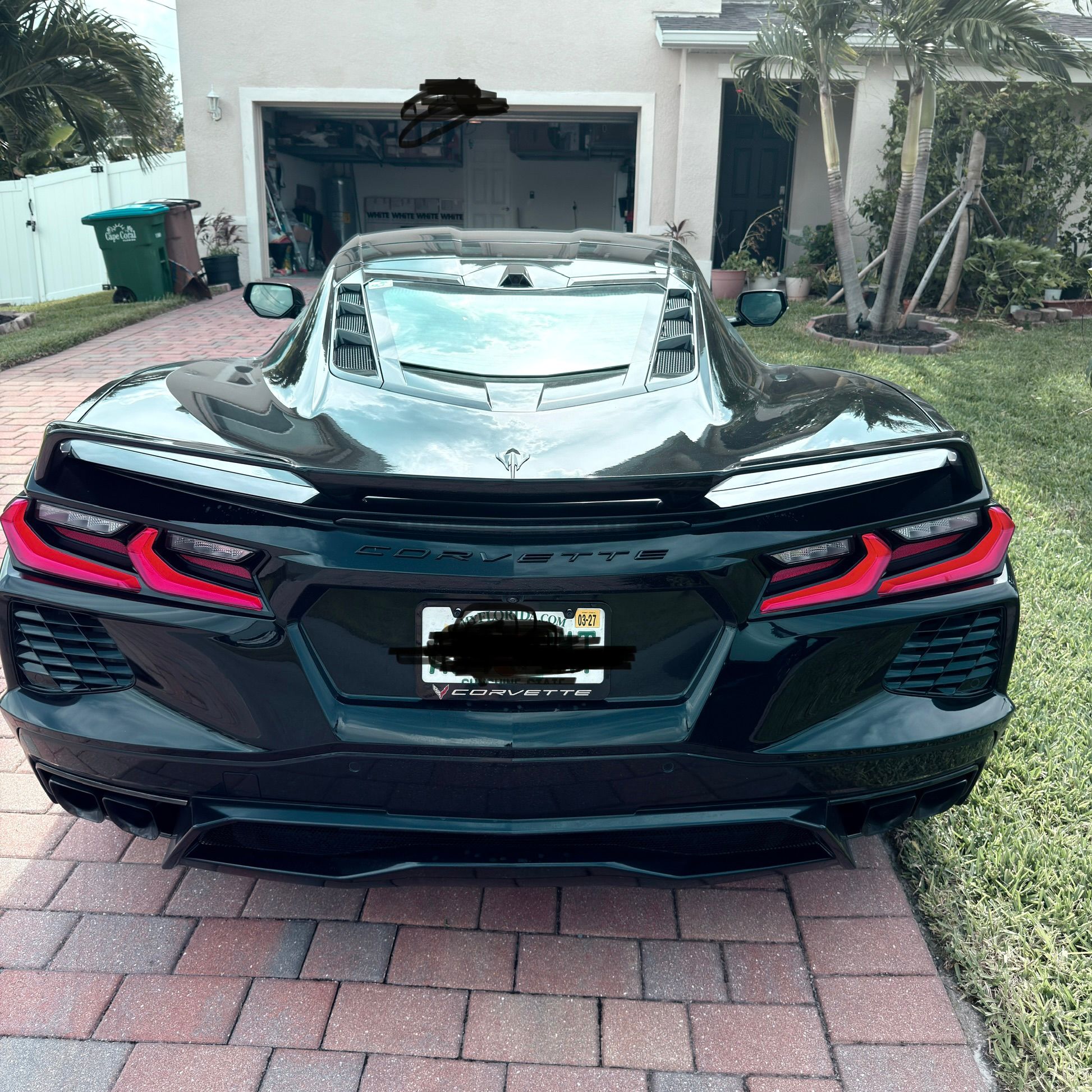 Used 2024 Chevrolet Corvette Stingray Preferred Cpe w/ Z51 Performance Package RWD image 6