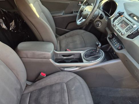 Used 2013 Kia Sportage LX w/ Convenience Pkg image 6