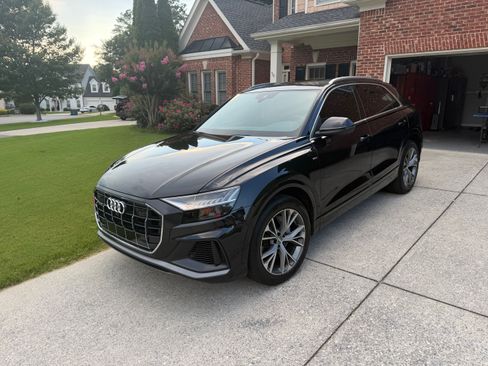 Used 2021 Audi Q8 Premium Plus AWD/4WD image 4