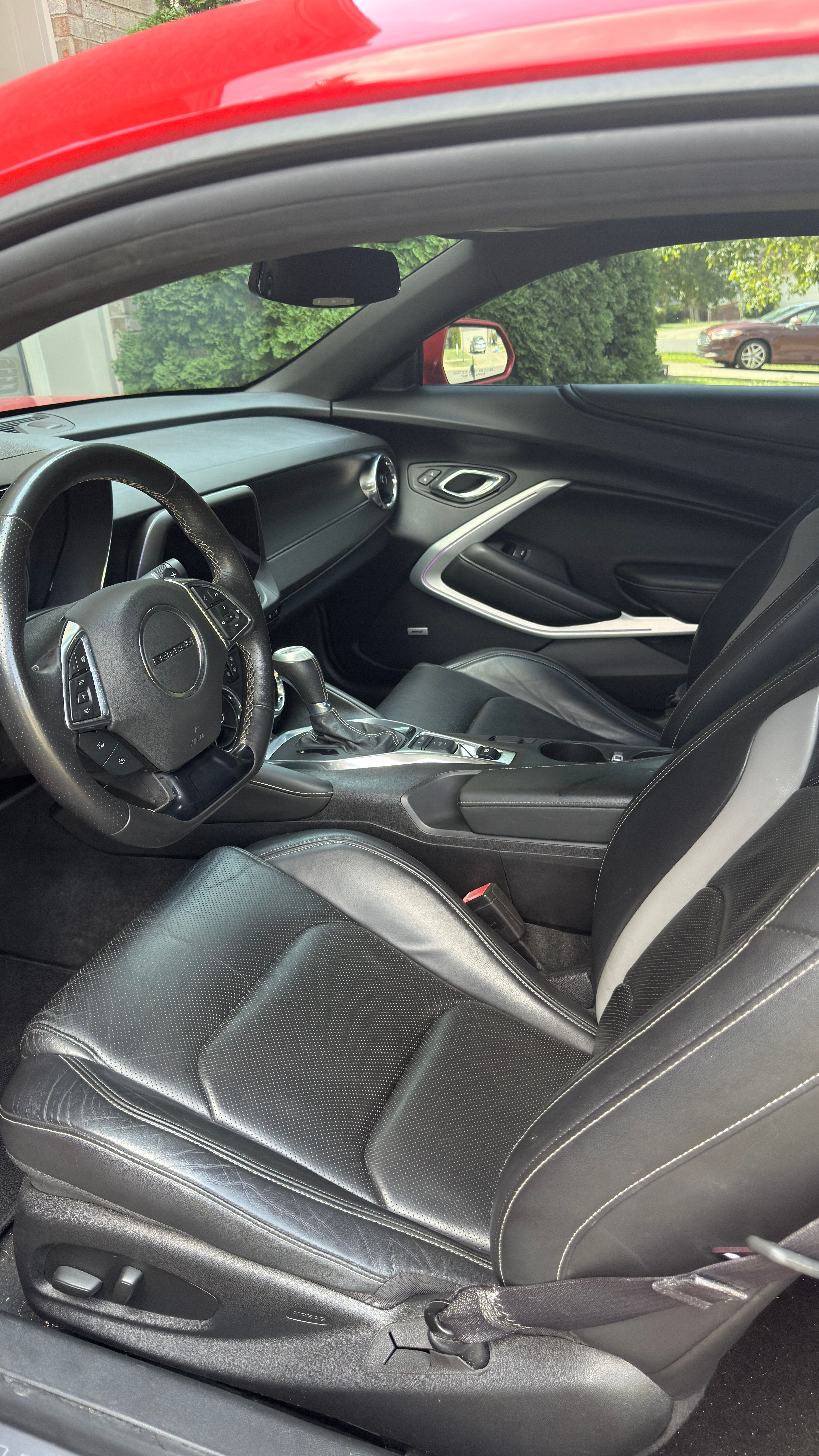 Used 2016 Chevrolet Camaro LT RWD image 19