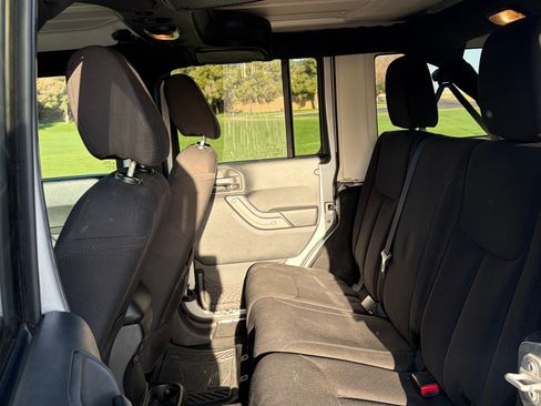 Used 2015 Jeep Wrangler Unlimited Sport w/ Quick Order Package 24S image 9