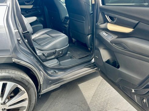 Used 2019 Subaru Ascent Limited AWD/4WD image 6