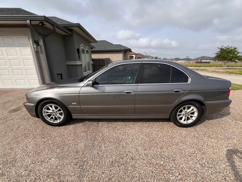 Used 2003 BMW 525i Sedan image 9