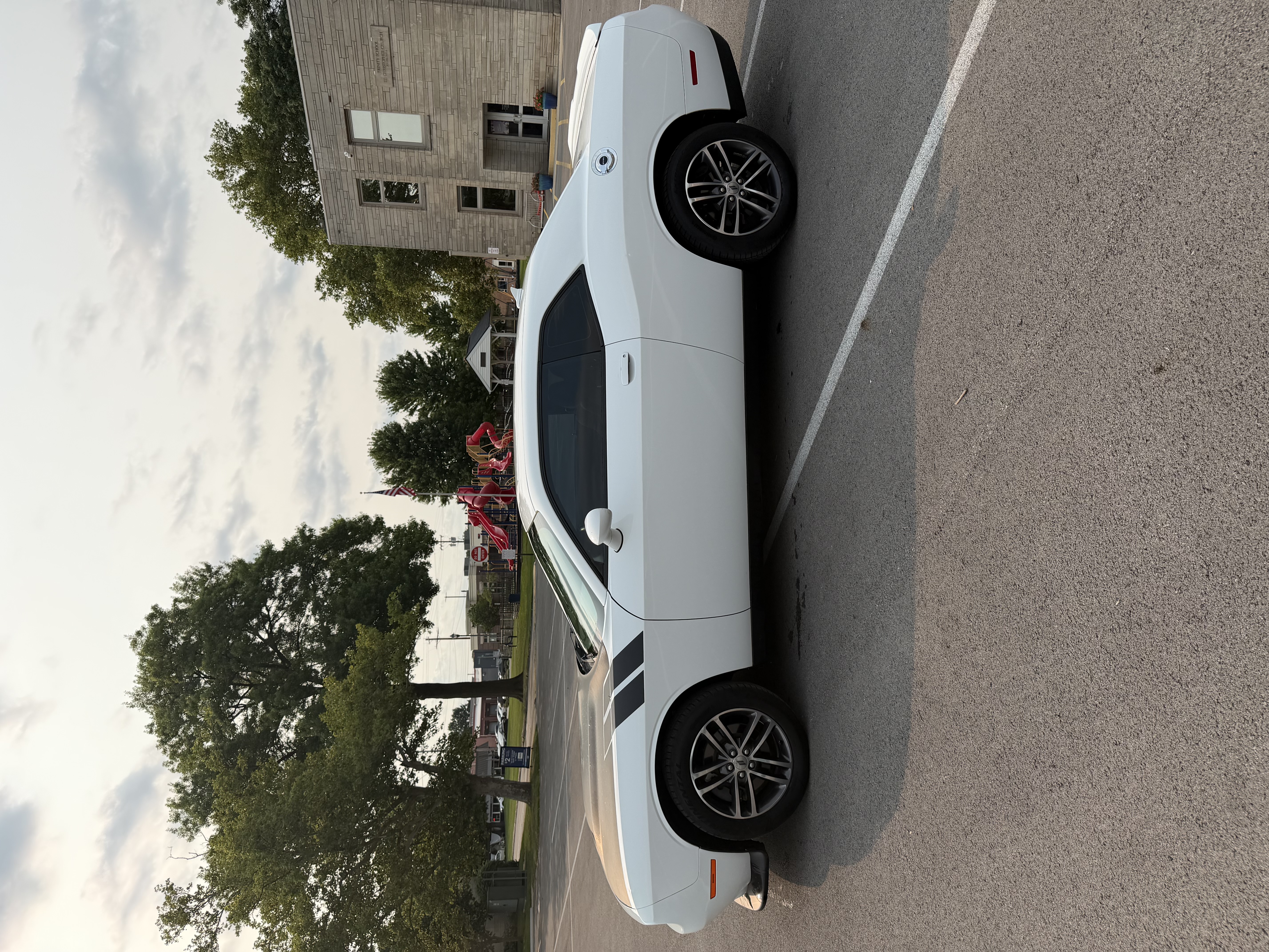 Used 2019 Dodge Challenger GT w/ Cold Weather Group AWD/4WD image 8