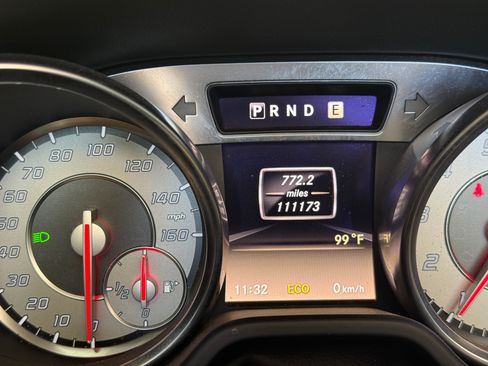 Used 2013 Mercedes-Benz SL 550 image 16
