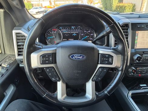 Used 2018 Ford F250 Platinum w/ Platinum Ultimate Package image 17