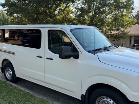 Used 2016 Nissan NV 3500 S w/ Power Package RWD image 14