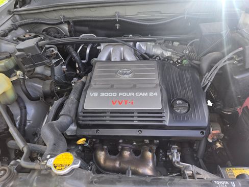 Used 2002 Toyota Highlander Limited image 4