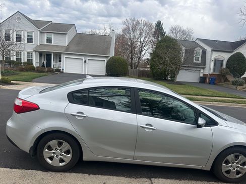 Used 2015 Kia Forte LX w/ Popular Package image 6