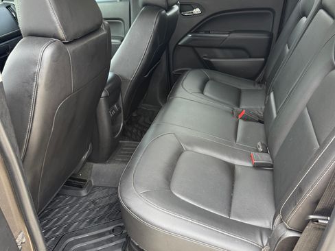 Used 2016 GMC Canyon SLT w/ Driver Alert Package AWD/4WD image 10