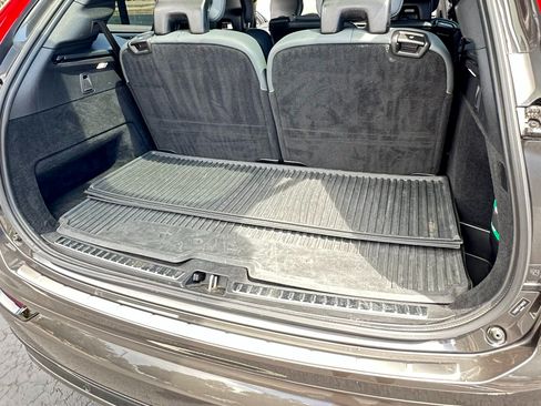Used 2023 Volvo XC90 T8 Ultimate w/ Protection Package Premier AWD/4WD image 19