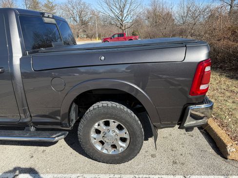 Used 2019 RAM 3500 Laramie image 4