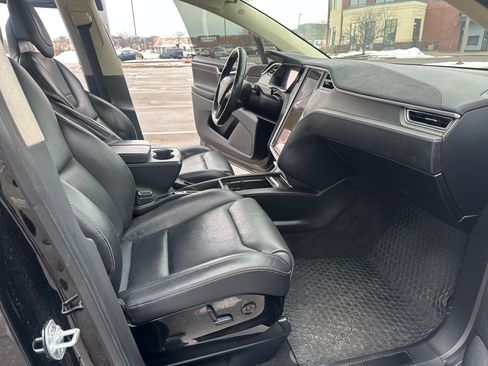 Used 2016 Tesla Model X Performance image 12