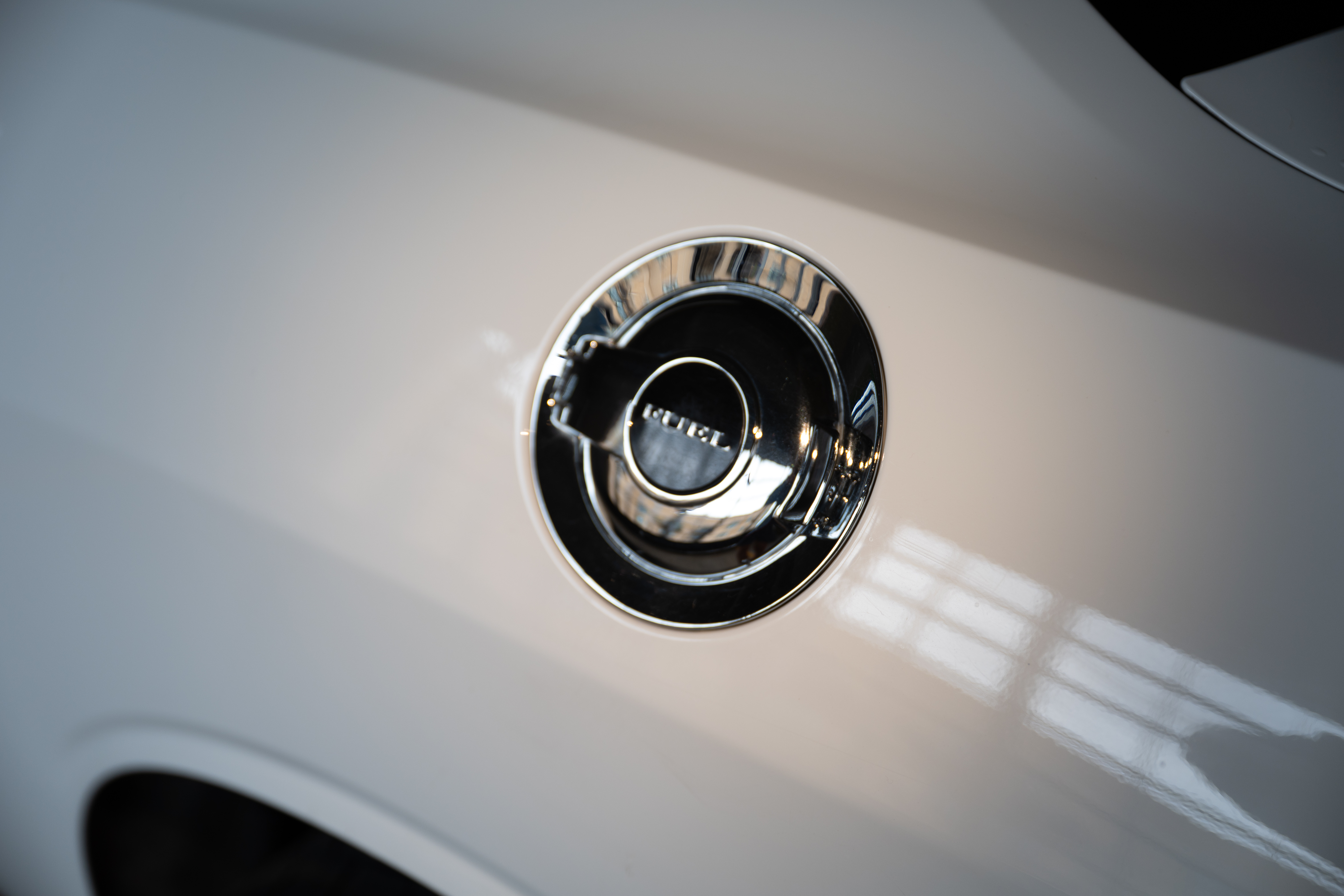 Used 2018 Dodge Challenger R/T RWD image 19
