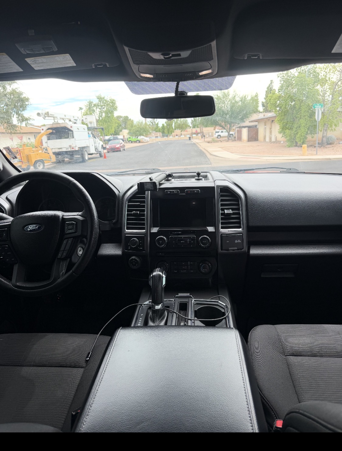 Used 2016 Ford F150 XLT w/ Equipment Group 302A Luxury AWD/4WD image 2