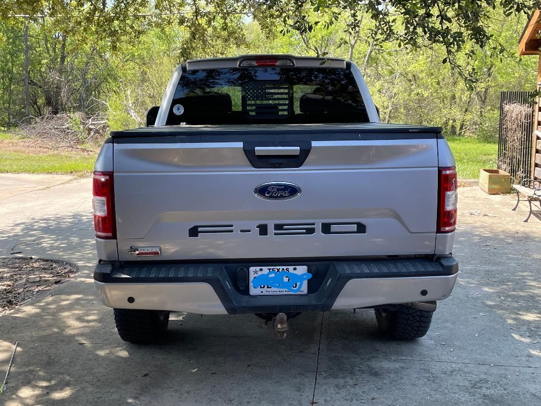 Used 2018 Ford F150 XLT w/ Equipment Group 302A Luxury AWD/4WD image 1