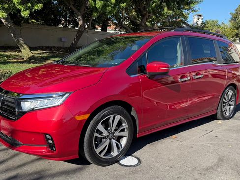 Used 2022 Honda Odyssey Touring image 8