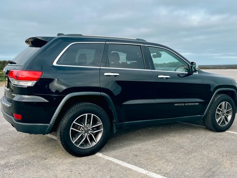 Used 2019 Jeep Grand Cherokee Limited w/ Luxury Group II image 6