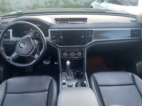 Used 2019 Volkswagen Atlas SEL R-Line image 10