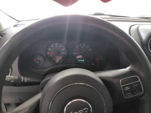 Used 2012 Jeep Patriot Sport image 19