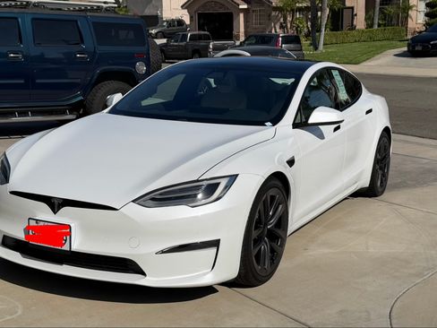 Used 2021 Tesla Model S Plaid AWD/4WD image 1