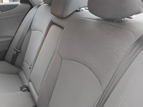 Used 2013 Hyundai Sonata Hybrid image 14