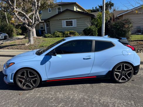 Used 2022 Hyundai Veloster N image 5