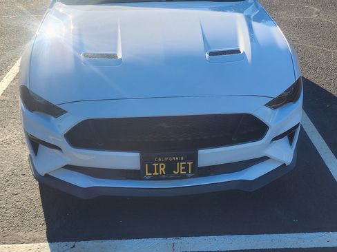 Used 2018 Ford Mustang GT Premium image 6