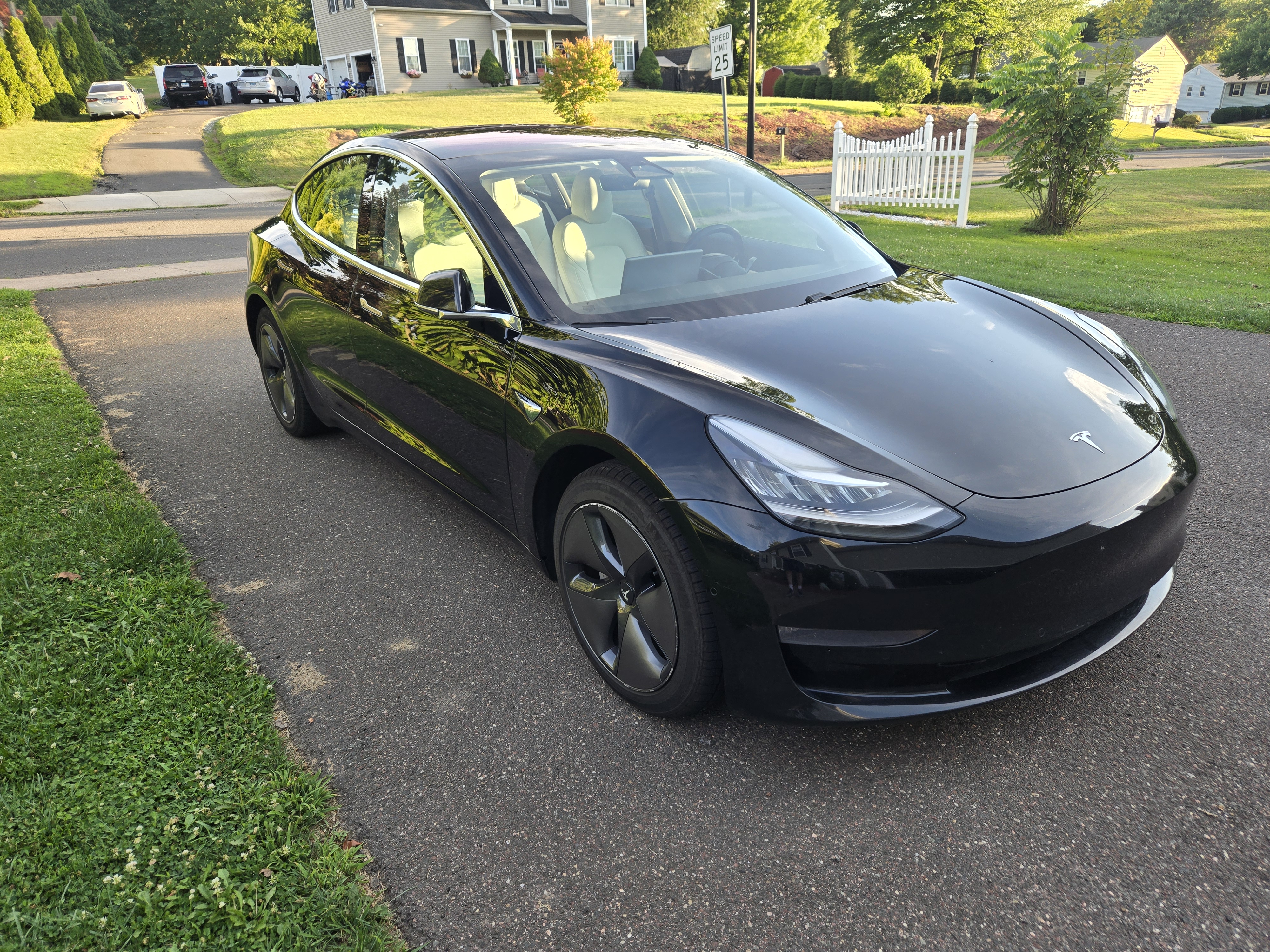 Used 2018 Tesla Model 3 Long Range AWD/4WD image 1