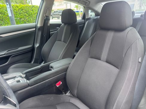 Used 2020 Honda Civic EX image 12