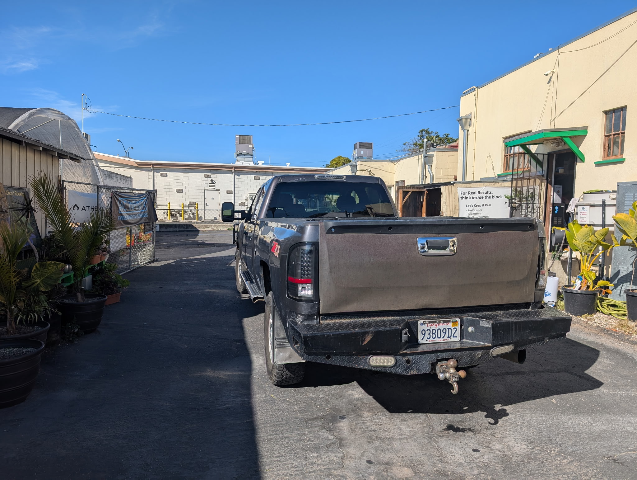 Used 2010 Chevrolet Silverado 3500 LT AWD/4WD image 2
