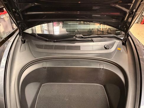 Used 2018 Tesla Model 3 Mid Range image 15