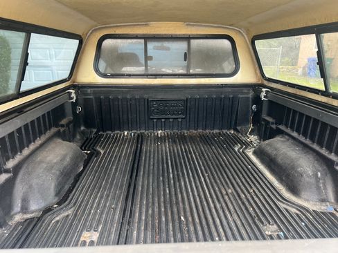 Used 2001 Toyota Tundra SR5 RWD image 10