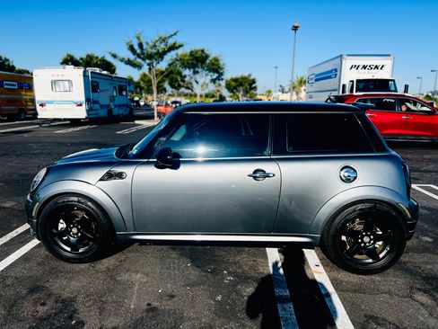 Used 2009 MINI Cooper S FWD image 11