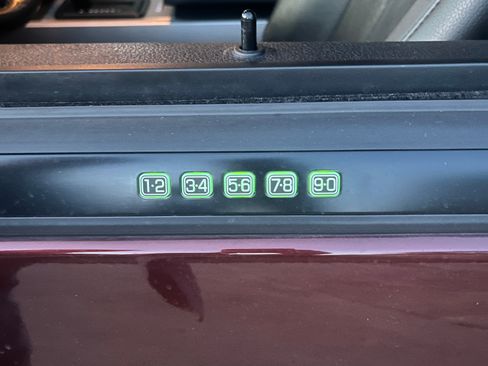 Used 2015 Ford Expedition EL XLT w/ Equipment Group 202A AWD/4WD image 14