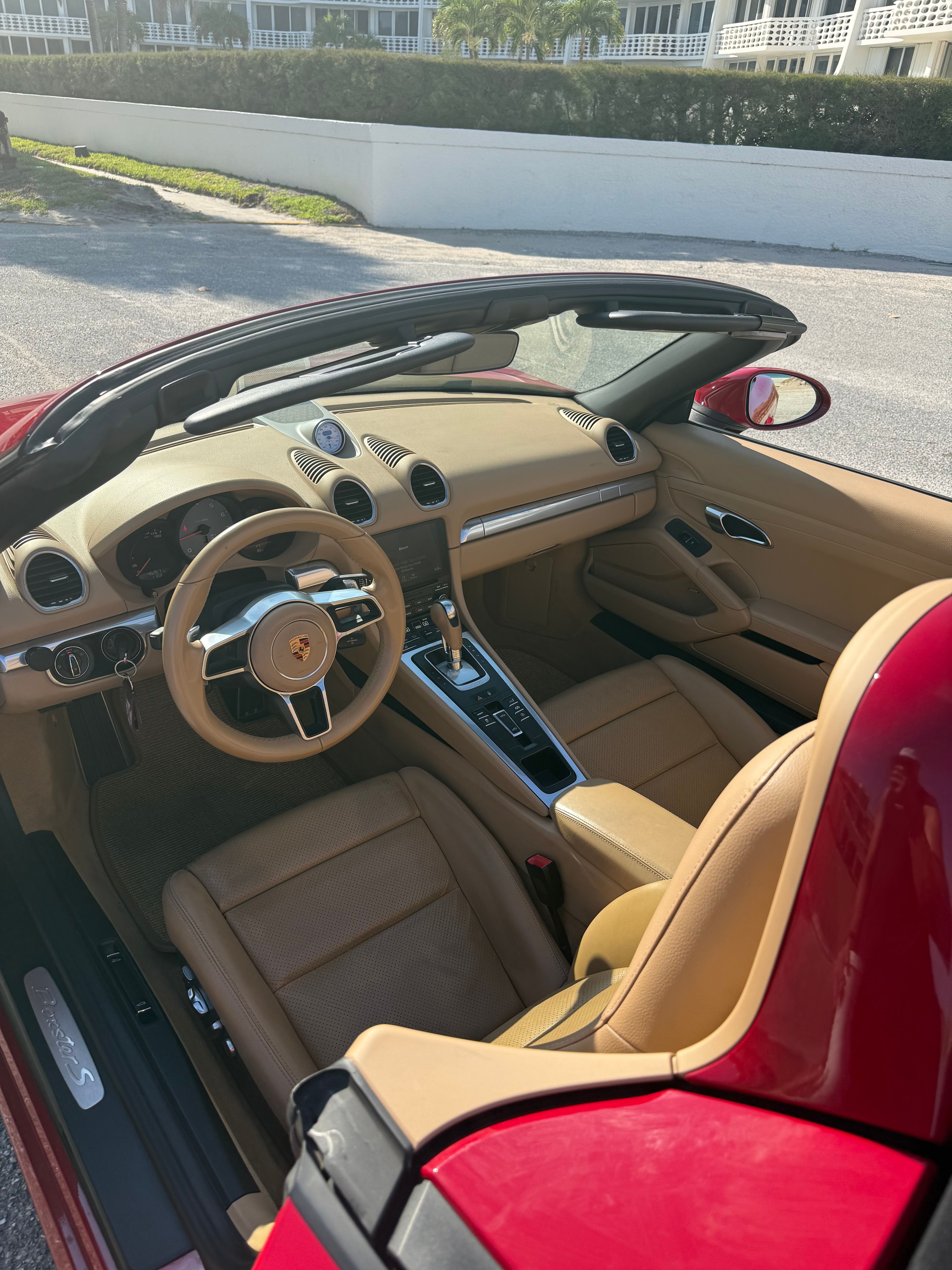 Used 2017 Porsche 718 Boxster S RWD image 8