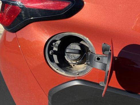 Used 2024 Subaru Crosstrek 2.0i Premium image 26