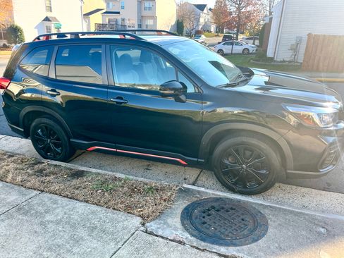 Used 2019 Subaru Forester Sport image 4
